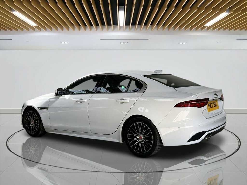 Jaguar XE 2L R-dynamic S White #6