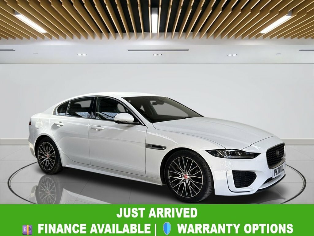 Jaguar XE 2L R-dynamic S White