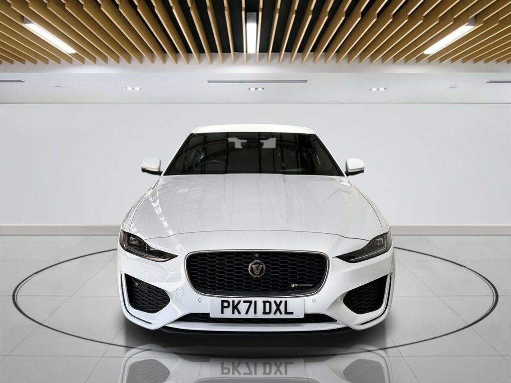 Jaguar XE 2L R-dynamic S White #2