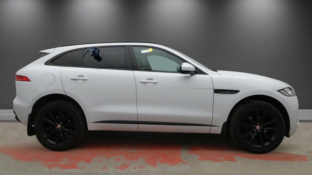 Jaguar F-Pace 2L Chequered Flag White #5