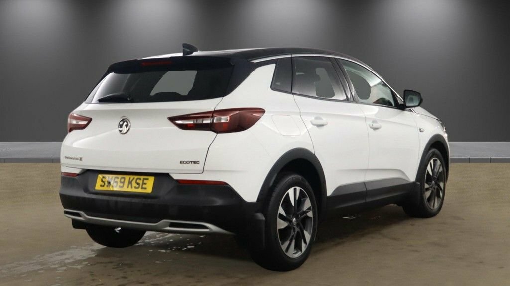 Vauxhall Grandland X 1.2L Sri Nav White #3