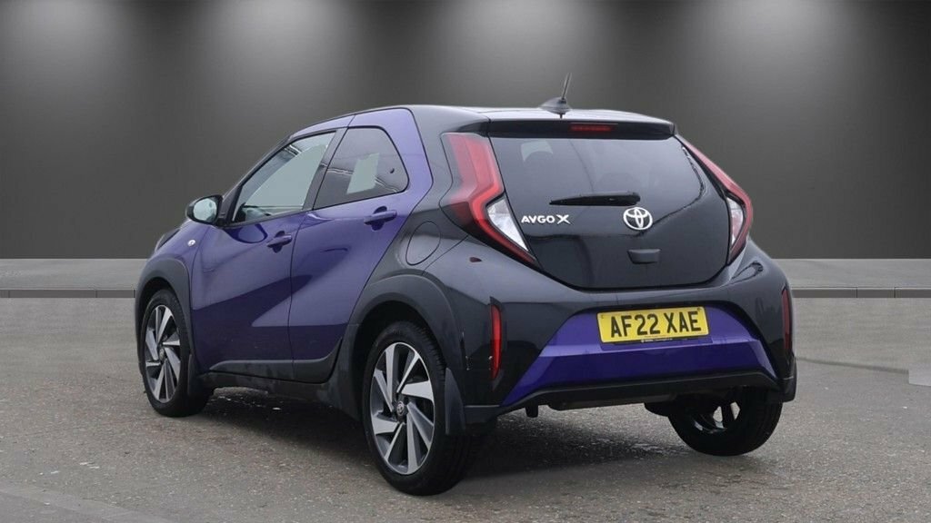 Toyota Aygo X 1L Edge Blue #2