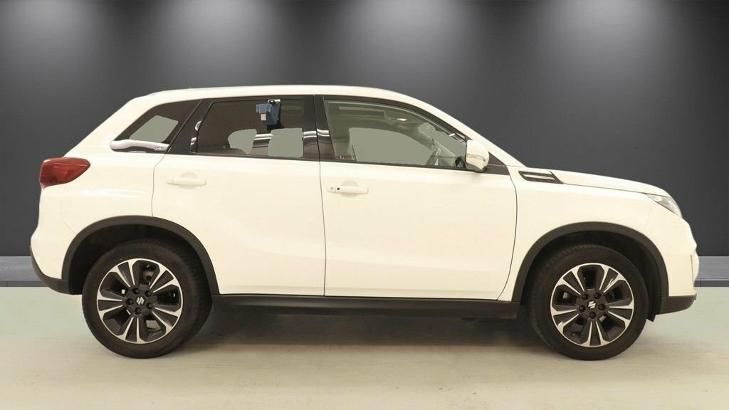 Suzuki Vitara 1.4L Sz5 White #5