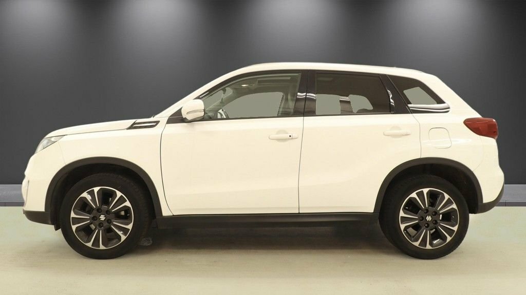 Suzuki Vitara 1.4L Sz5 White #6