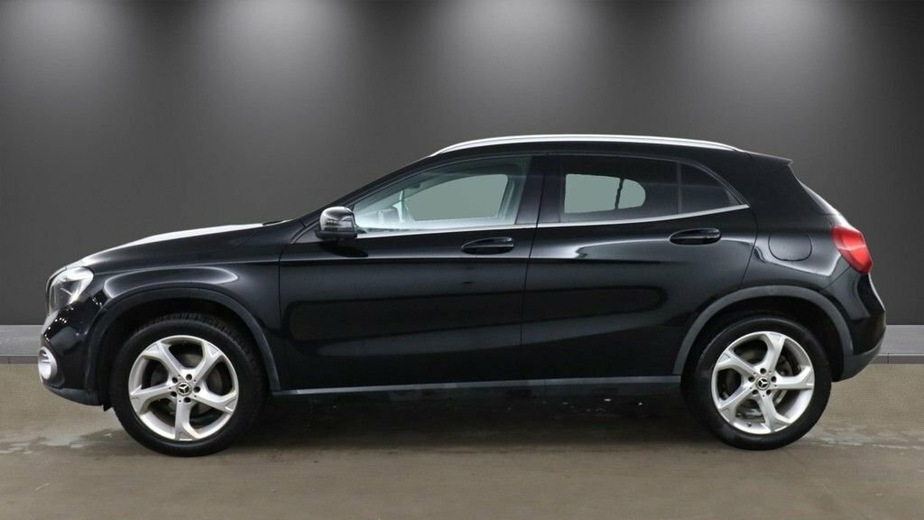 Mercedes-Benz GLA Class 1.6L Sport LS68WNC Black #6