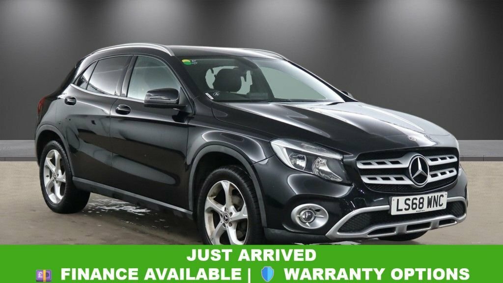 Mercedes-Benz GLA Class 1.6L Sport Black