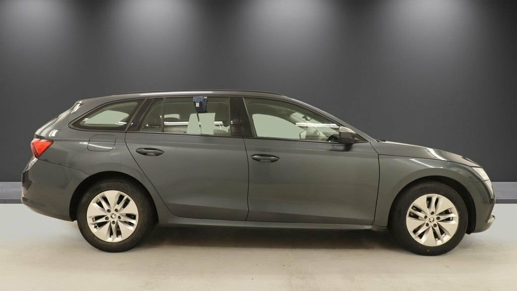 Skoda Octavia Hatch Se L 1.5 Tsi E-tec 150 Ps Dsg White #5