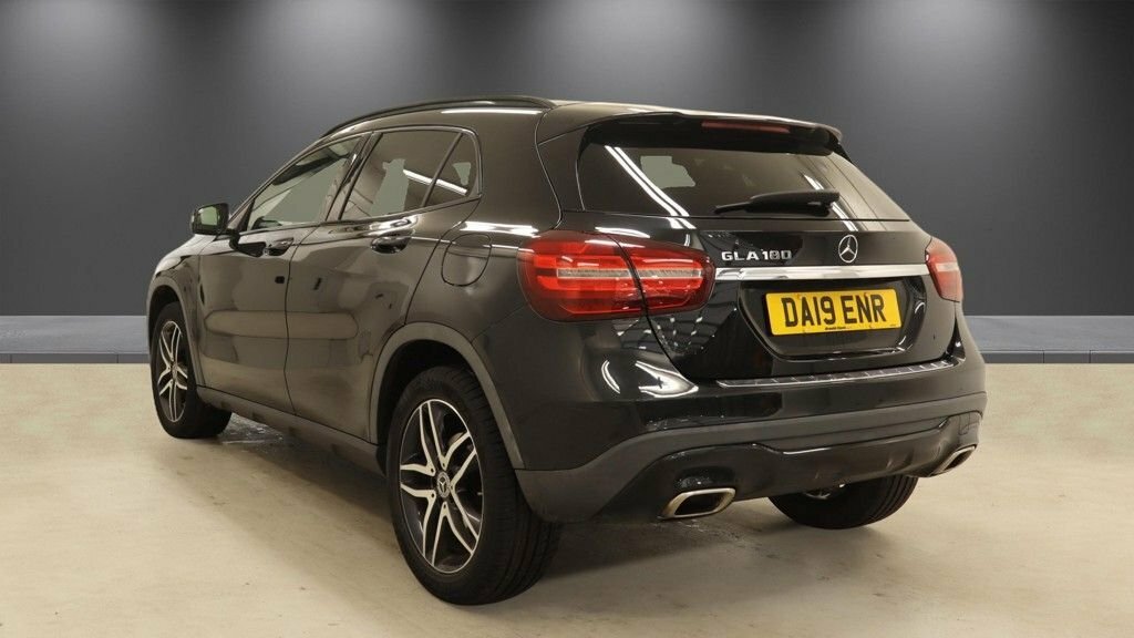 Mercedes-Benz GLA Class 1.6L Urban Edition DA19ENR Black #3