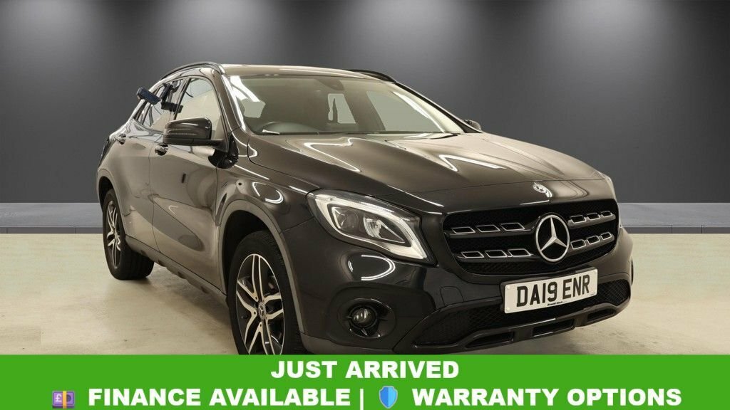 Mercedes-Benz GLA Class 1.6L Urban Edition Black