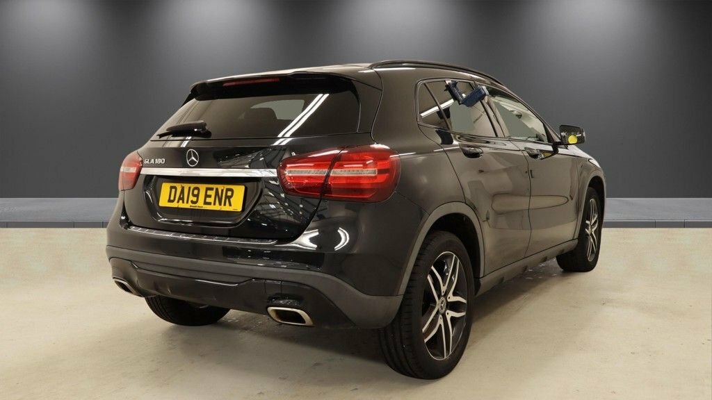 Mercedes-Benz GLA Class 1.6L Urban Edition DA19ENR Black #4
