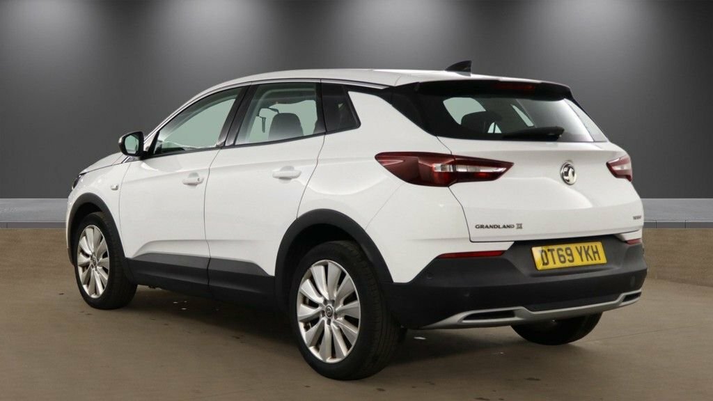 Vauxhall Grandland X 1.2L Elite Nav White #3