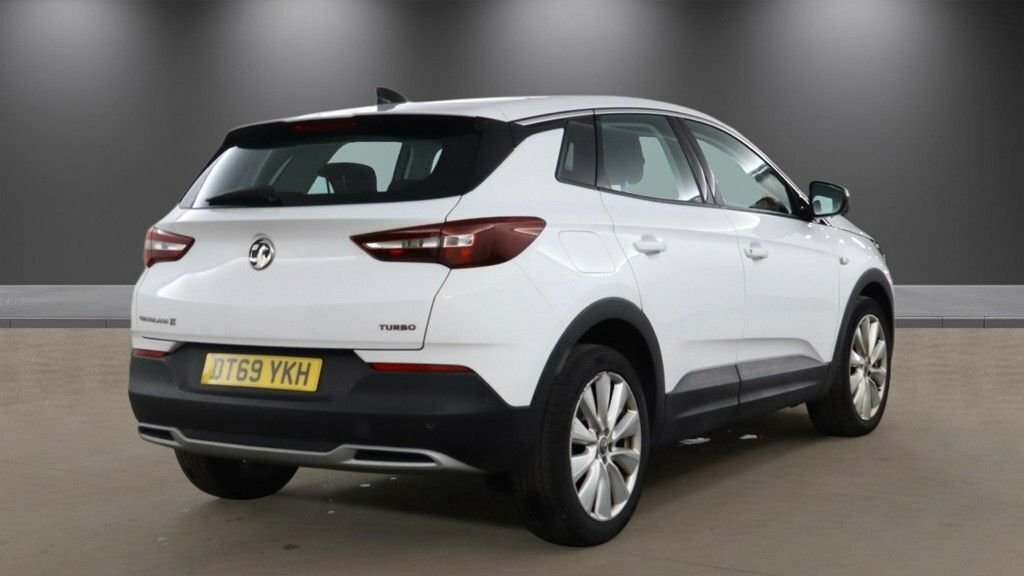 Vauxhall Grandland X 1.2L Elite Nav White #4