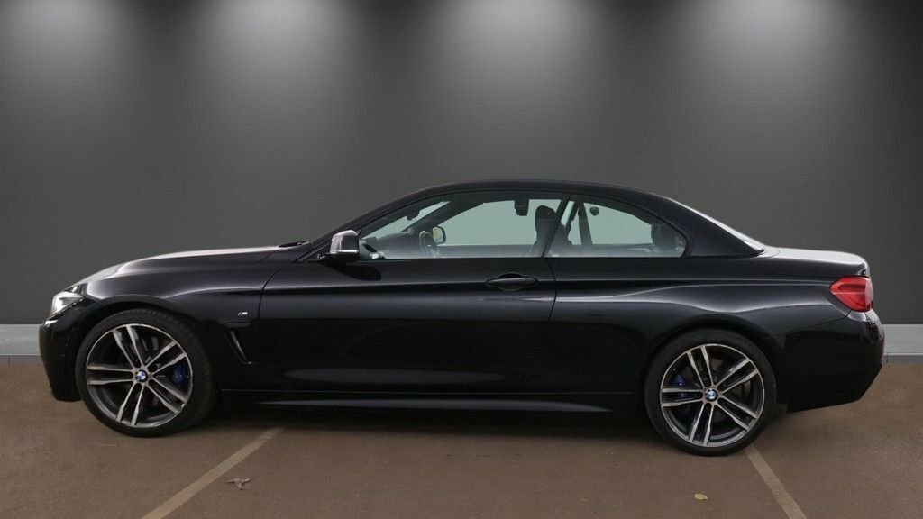 BMW 4 Series 3L M Sport Black #3