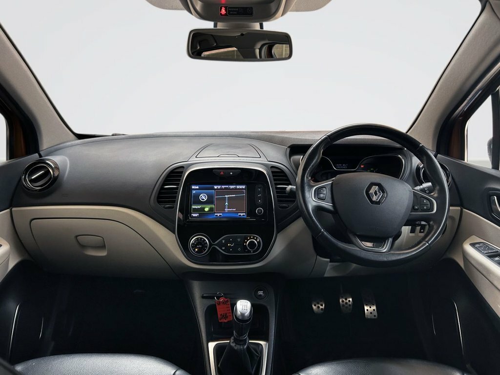 Renault Captur Suv Orange #3