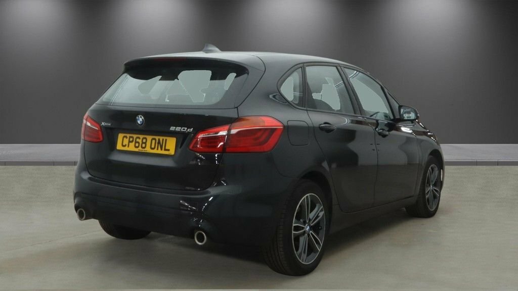 BMW 2 Series Active Tourer 2L Sport Black #4