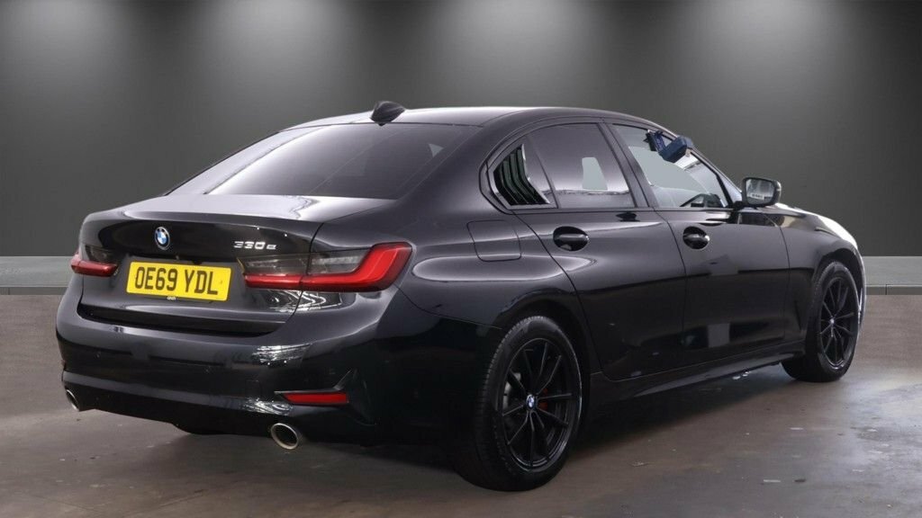 BMW 3 Series 2L Se Pro OE69YDL Black #4