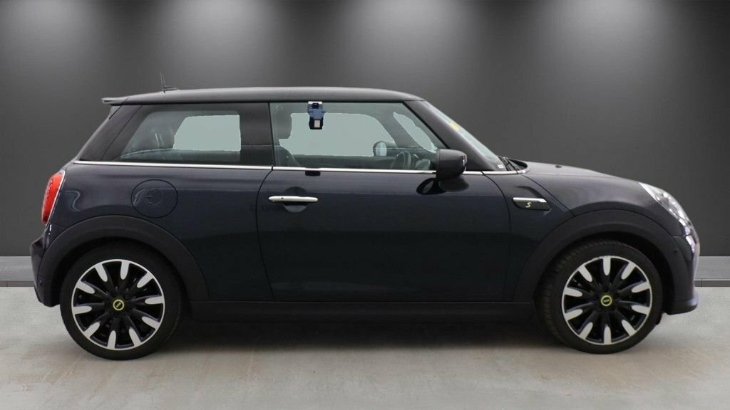 Mini Electric Hatchback Black #4