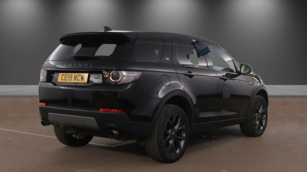 Land Rover Discovery Sport 2L Landmark Black #4