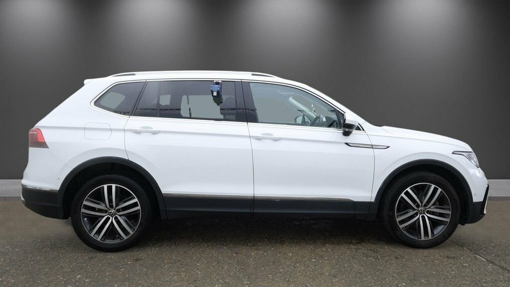Volkswagen Tiguan Allspace 2L Elegance White #5