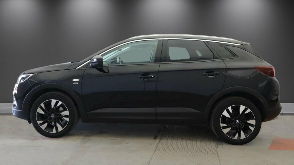 Vauxhall Grandland X 1.2L Griffin Edition Black #5