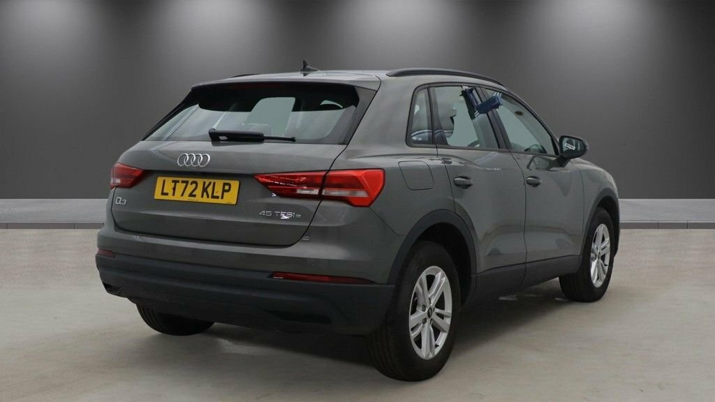 Audi Q3 1.4L Technik Grey #4