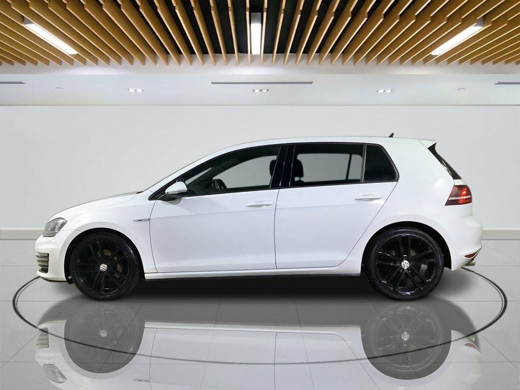 Volkswagen Golf 2L Gtd White #5
