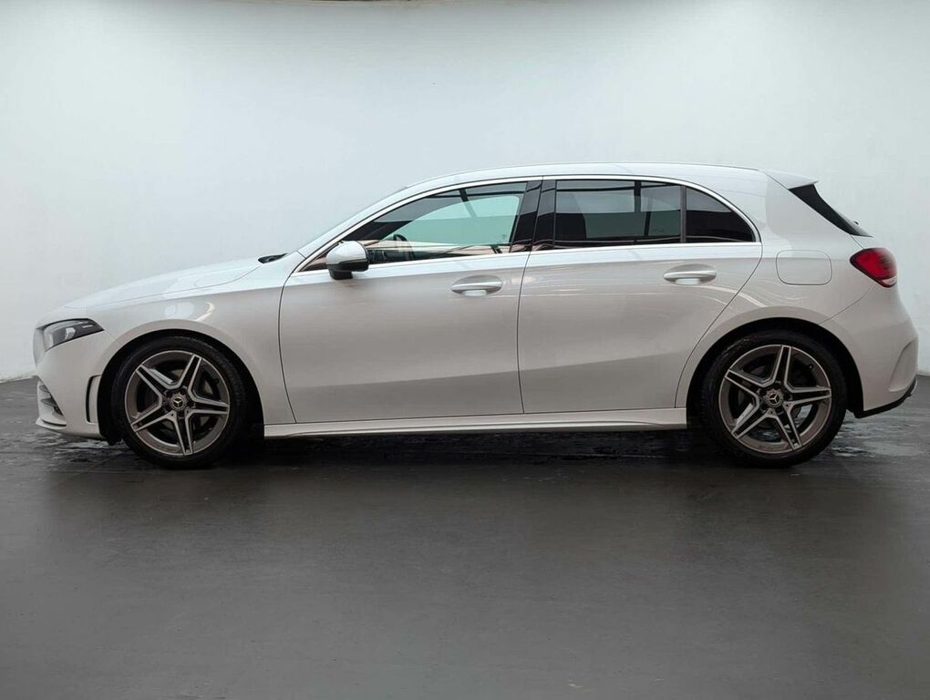 Mercedes-Benz A Class 1.3 A 200 Amg Line BL20FZC White #5