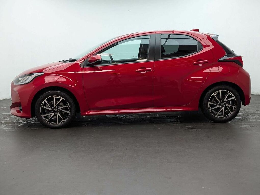 Toyota Yaris 1.5 Yaris Design Hev Cvt OE71GMU Red #5