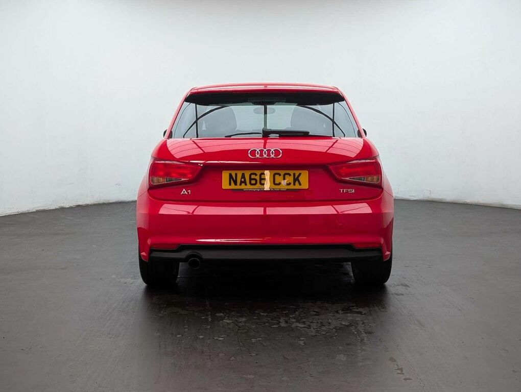Audi A1 1.0 A1 Sport Tfsi NA66CCK Red #6