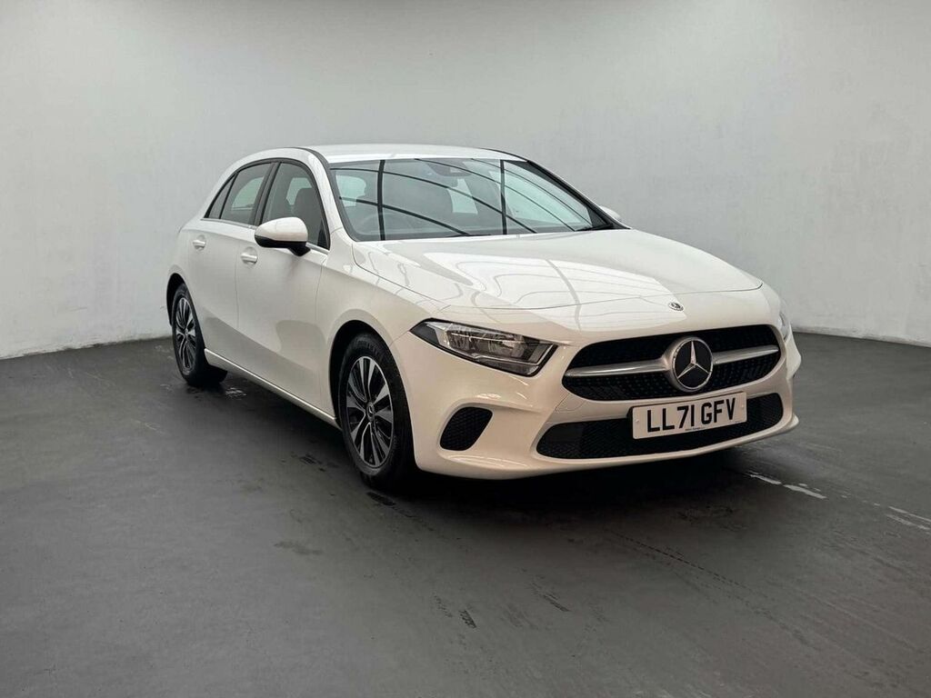 Mercedes-Benz A Class 1.3 A 180 Se LL71GFV White #2