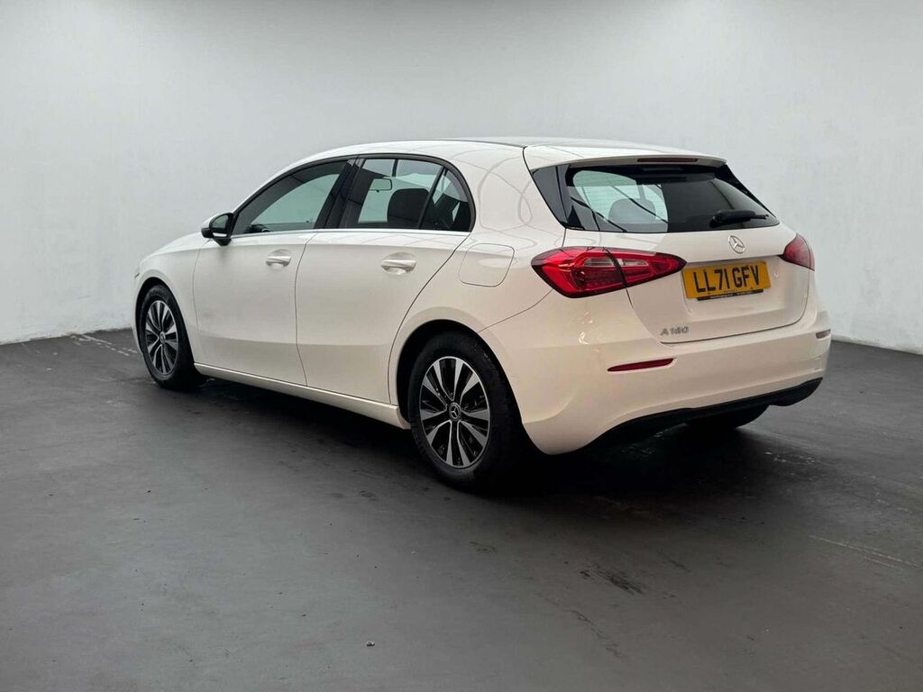 Mercedes-Benz A Class 1.3 A 180 Se LL71GFV White #6