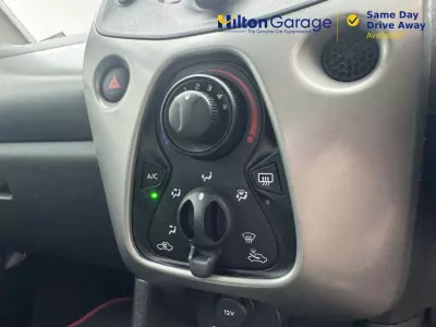 Toyota Aygo X Aygo X-cite 2 Vvt-i #1