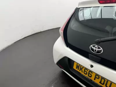 Toyota Aygo X Aygo X-cite 2 Vvt-i #16