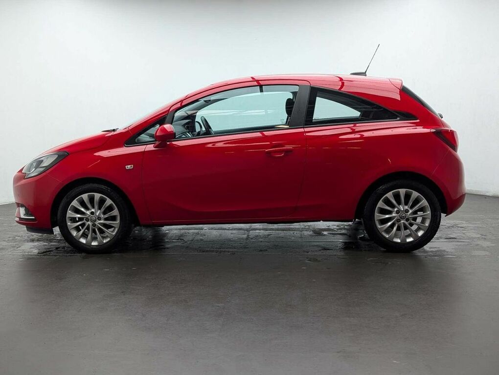 Vauxhall Corsa 1.4 Corsa Se Nav AV68BZP Red #5
