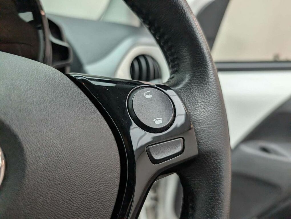 Toyota Aygo X Aygo X-play Vvt-i Red #18