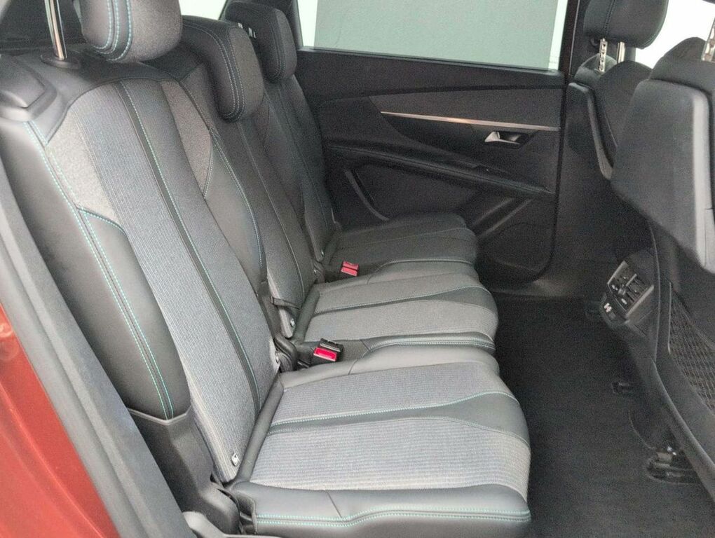 Peugeot 5008 1.2 Puretech Allure Premium Eat8 Red #22
