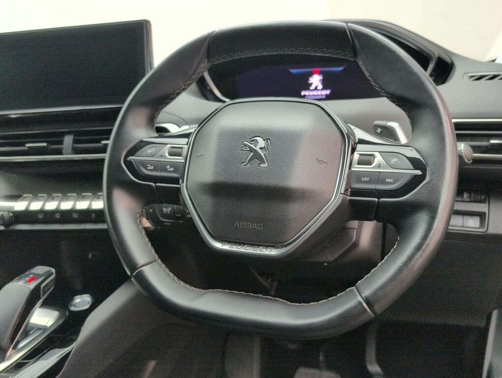 Peugeot 5008 1.2 Puretech Allure Premium Eat8 Red #20