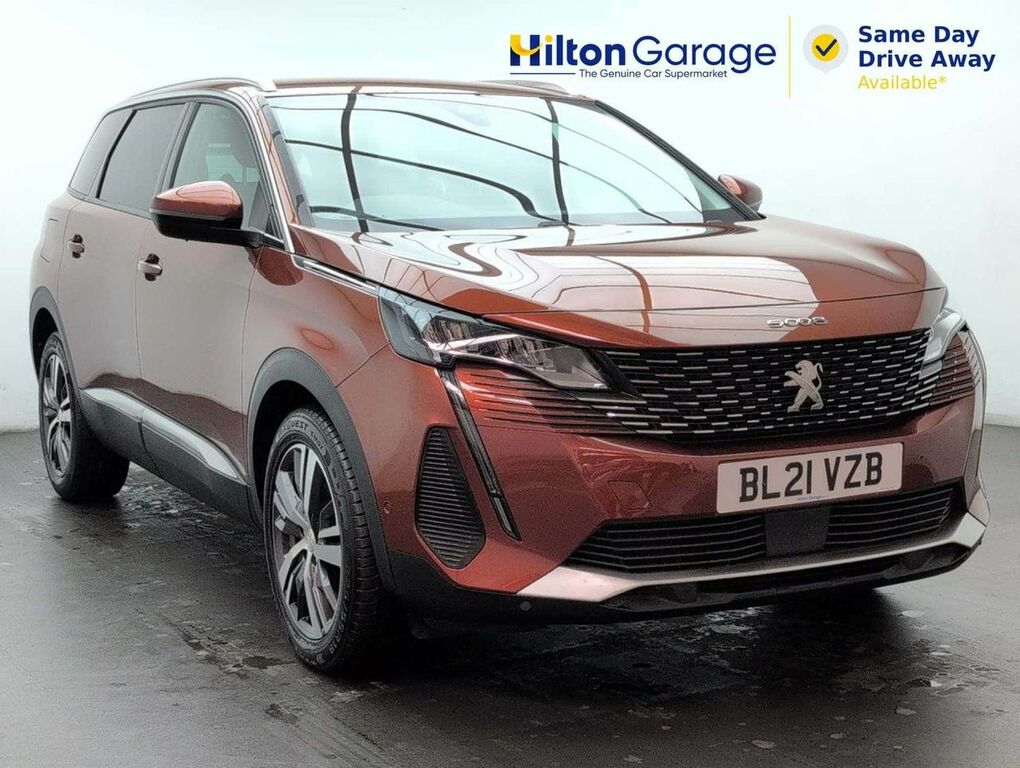 Peugeot 5008 1.2 Puretech Allure Premium Eat8 Red #1
