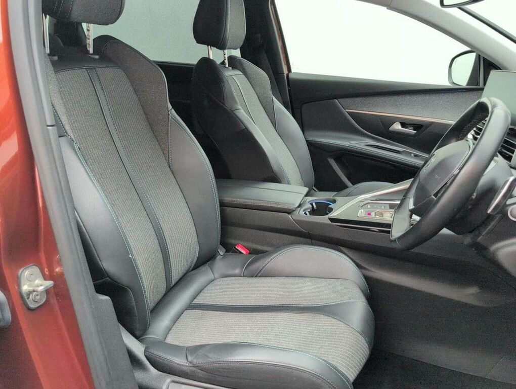 Peugeot 5008 1.2 Puretech Allure Premium Eat8 Red #12