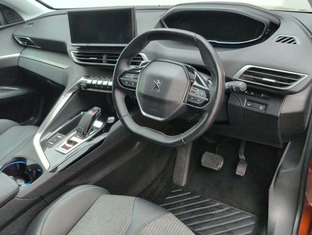 Peugeot 5008 1.2 Puretech Allure Premium Eat8 Red #11