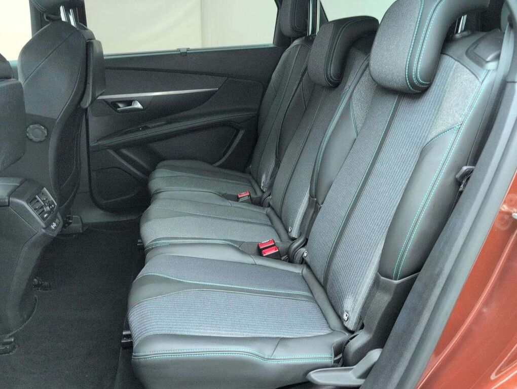 Peugeot 5008 1.2 Puretech Allure Premium Eat8 Red #25
