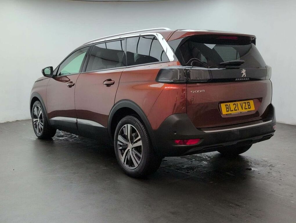Peugeot 5008 1.2 Puretech Allure Premium Eat8 Red #6