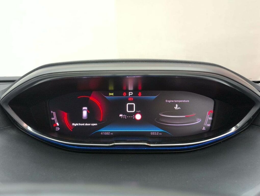 Peugeot 5008 1.2 Puretech Allure Premium Eat8 Red #17