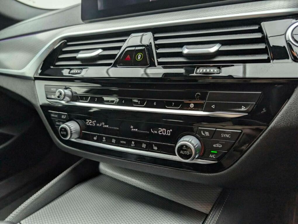 BMW 5 Series 2.0 520D Mht Se Saloon Hybrid Steptroni Blue #20