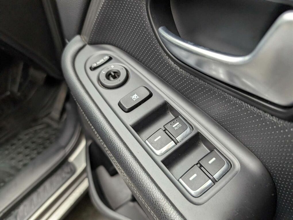 Kia Carens 1.6 Gdi 2 Mpv Euro 6 Ss 133 Black #16