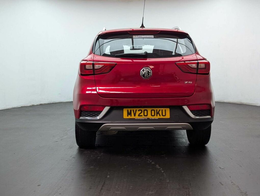 MG ZS 1.5 Vti-tech Exclusive Suv Euro Red #4