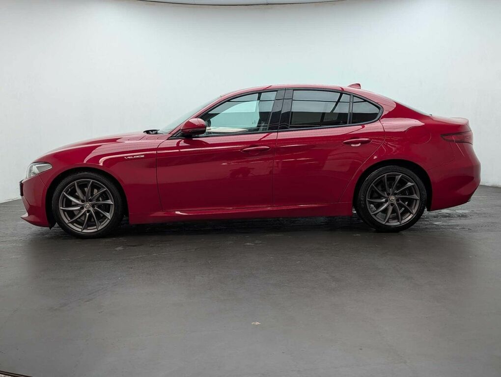 Alfa Romeo Giulia 2.0 Giulia Veloce Tb Red #6
