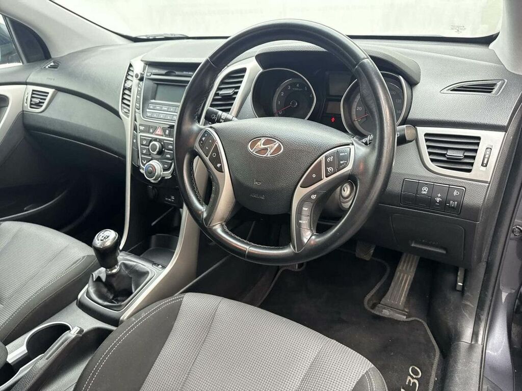 Hyundai I30 Estate 1.6 Crdi Blue Drive Premium Tourer Dct Euro Grey #8