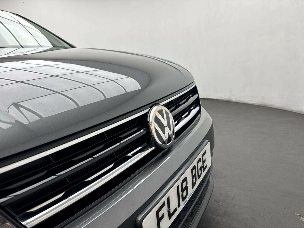 Volkswagen Tiguan 2.0 Tdi R-line Dsg Euro 6 S S White #3