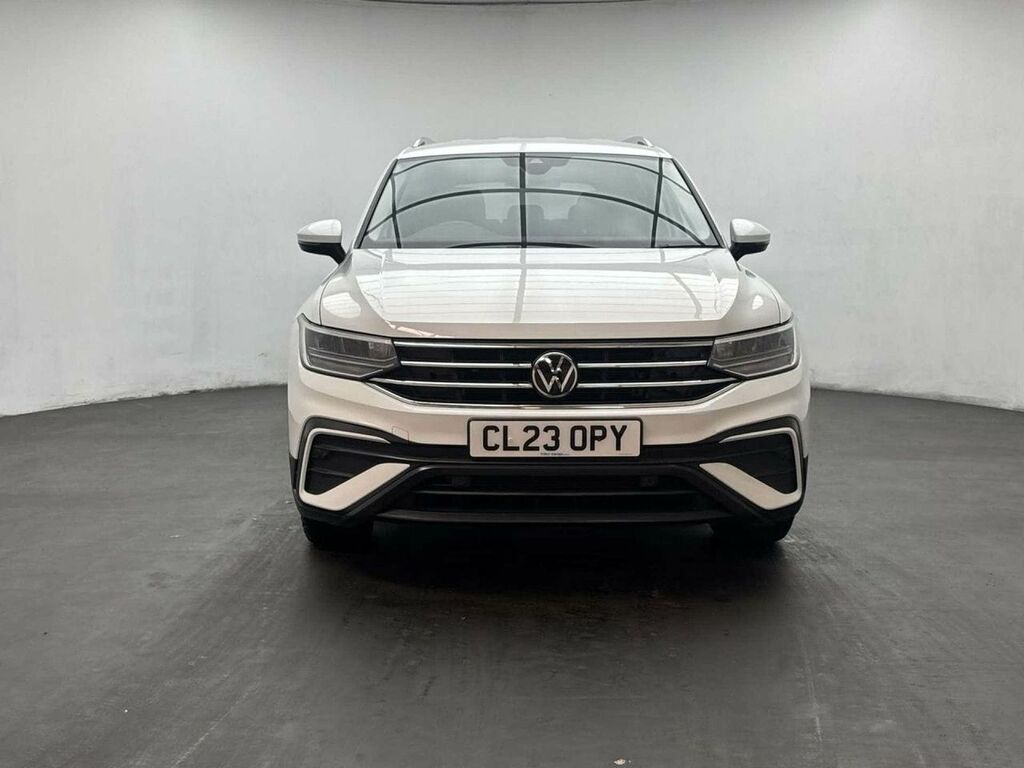Volkswagen Tiguan Allspace 1.5 Tiguan Allspace Life Tsi White #2